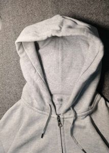 Uniqlo Grey Zip-Up Hoodie