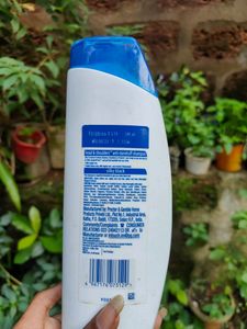 Head and Shoulders Anti-Dandruff Shampoo 340ml