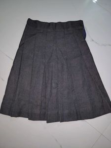 Vintage Pleated Charcoal Gray Skirt