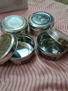 Set of 4 Stainless Steel Tiffin Boxes