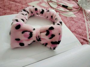 67.Cute Leopard Print Plush Headband