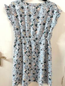 Rio Brand Casual Wearing Floral Mini Dress