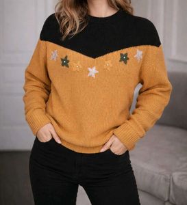 Stylish Knitted Sweater with Floral Detail