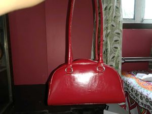 solid beguettes shoulder bag
