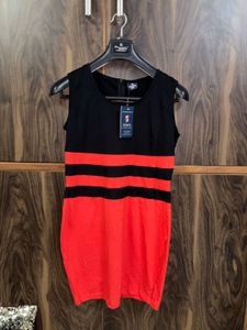 Arrow Dress - Black & Red