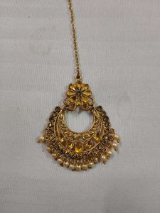 Indian Nose Ring &amp; Maang Tikka set