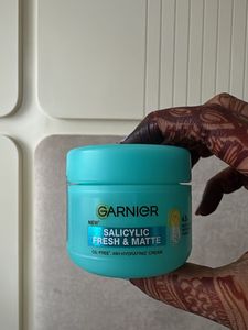 Garnier Salicylic Fresh &amp; Matte Cream