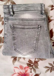 Stylish Grey Jeans with Graphic Print