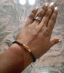 Elegant Black Bead bracelet
