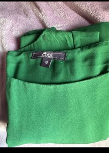 A btful Green Top