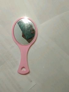 Mirror With Handle In Pink Colour