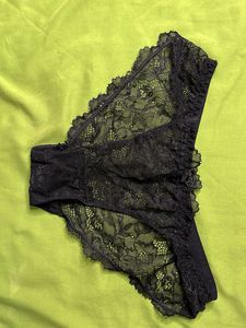 USED and Customiseable lace black panty
