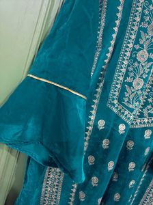 Elegant Green Velvet Kurta