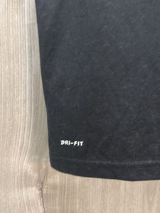 Nike Dri-FIT T-Shirt