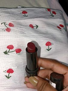 Elle 18 Cherry Wine Matte lipstick