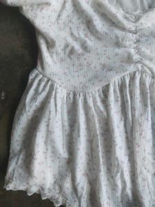 white flower top