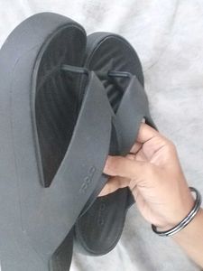 Crocs Flip Flops - Gray