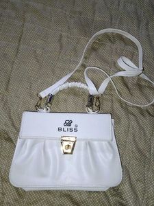 Elegant White Handbag