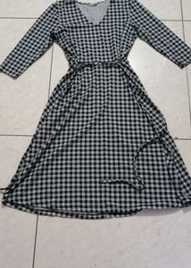 Chic Gingham Print Midi Dress