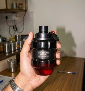 SPICEBOMB INFRARED VIKTOR&amp;ROLF Perfume