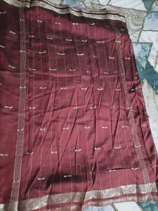 Elegant Maroon Saree with Golden Accents