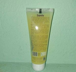 Sanfe kesar instant glow Exfoliating gel