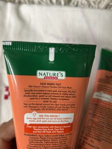 Combo Of Facewash And Face scrub
