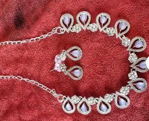 Purple necklace set and earrings....
