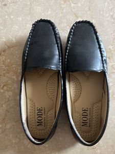 Black Loafer Shoes size 5