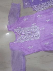 beautiful kurta n dupatta set.