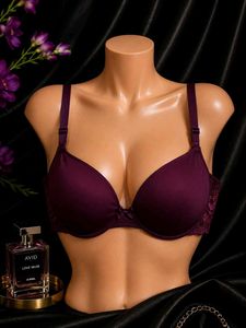 🇳🇿💫🎀Plum Lace Trim Push-Up Bra