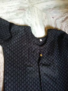 Black Textured Kurta in size m