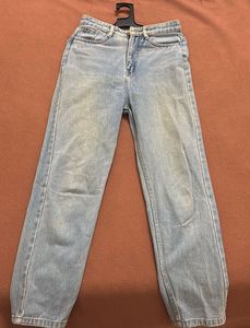 Light Wash Blue high waist straight boo