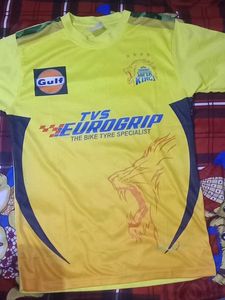 csk jersey
