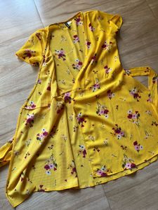 H&amp;M Yellow Floral Wrap Dress