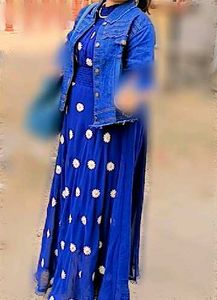 Chic Navy Daisy Print Kurta Set