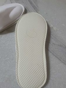 Comfortable White Slippers