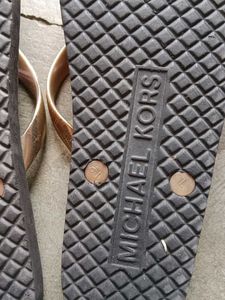 MICHAEL KORS Women's Flip-Flops