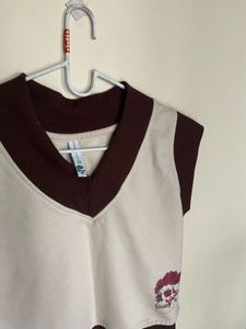 Skull Graphic Cropped Sweater Vest