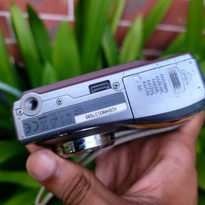 KODAK EASYSHARE C813 Digital Camera