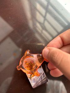 toy magnifying glass