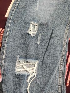 Distressed Wide Leg Jeans combo