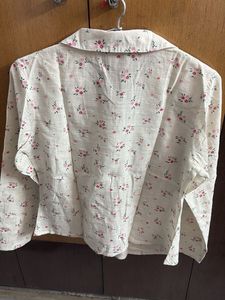 Chic Floral Print Ruched Button-Up Shirt