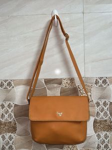 Stylish Brown Crossbody Bag