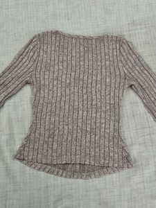 Ribbed V-Neck Button-Up Top