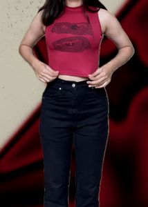 Maroon Graphic Print Cropped Tank Top