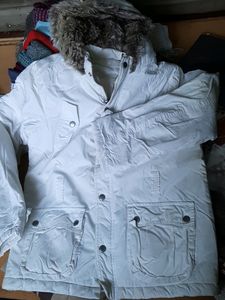 White Jacket From 🇨🇦