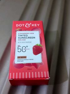 Dot & Key Strawberry Tinted Sunscreen