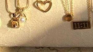 Anti tarnish 🤍 Necklace Collection With Tag