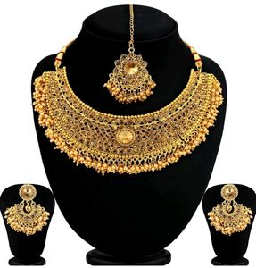 Chandrahaar Gold Alloy Plating Jewellery Set